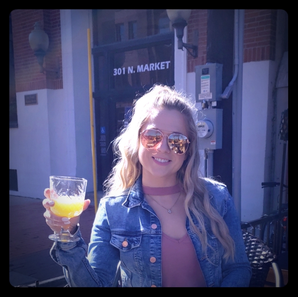 Meet your Posher, Emily